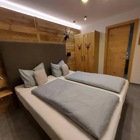 شقة Schones Ferienapartment